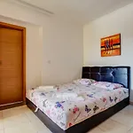 Stars II Residence