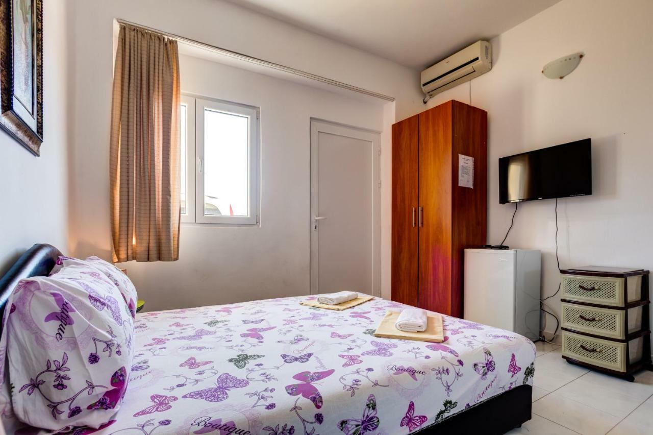 Stars Ii Apartment